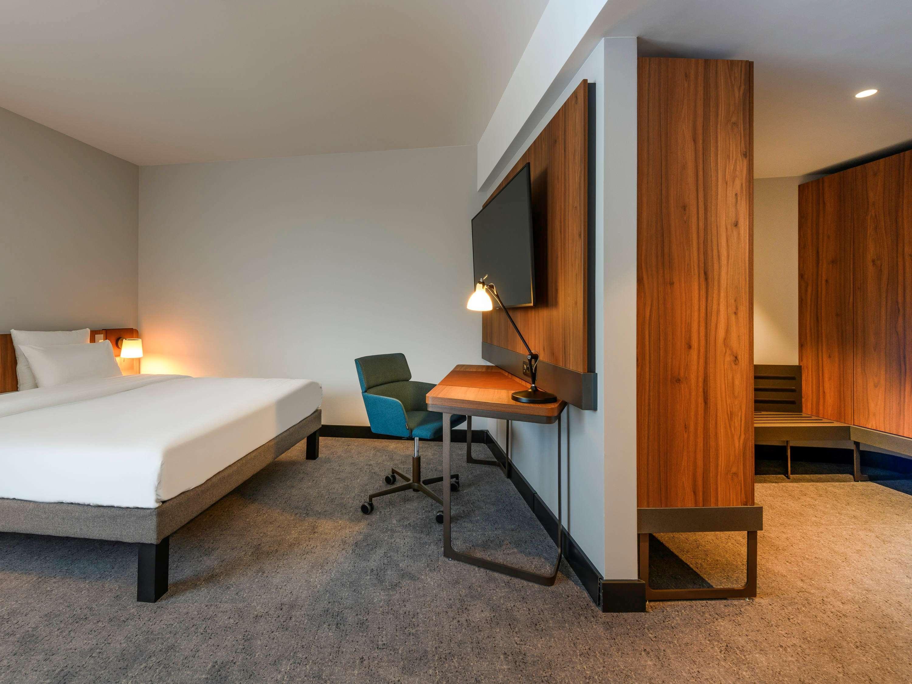 Novotel Regensburg Zentrum Экстерьер фото
