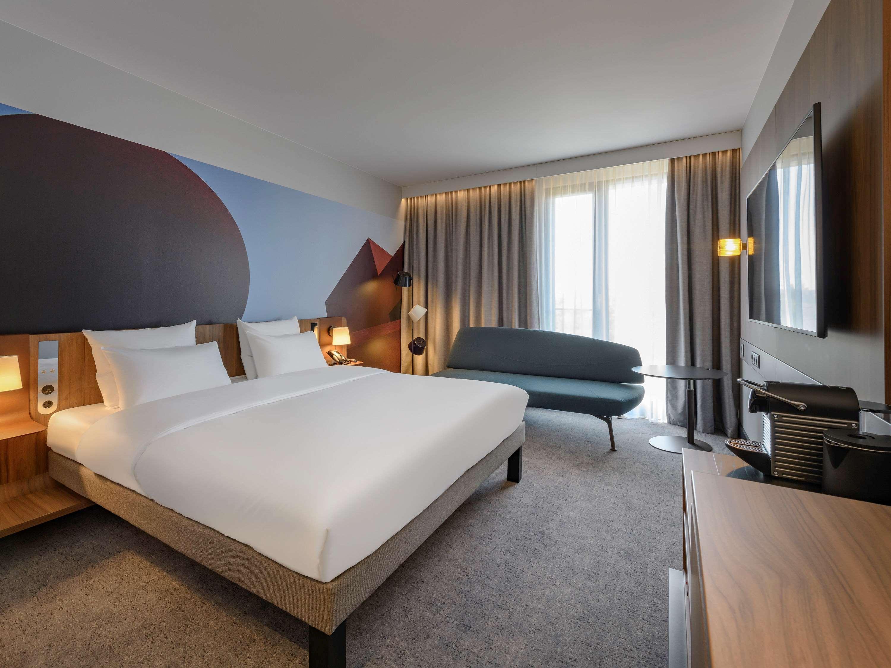Novotel Regensburg Zentrum Экстерьер фото