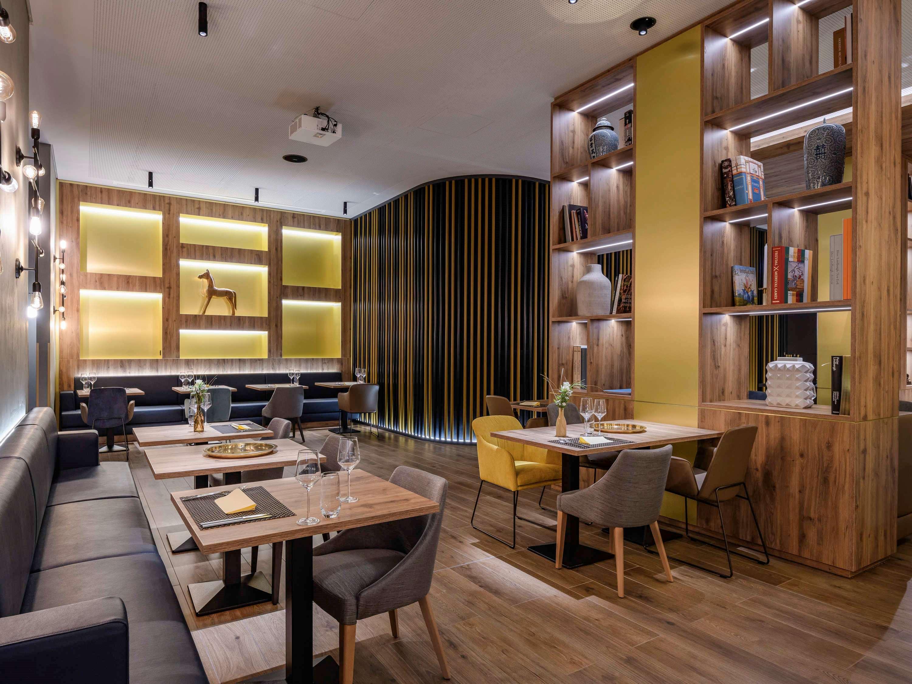 Novotel Regensburg Zentrum Экстерьер фото