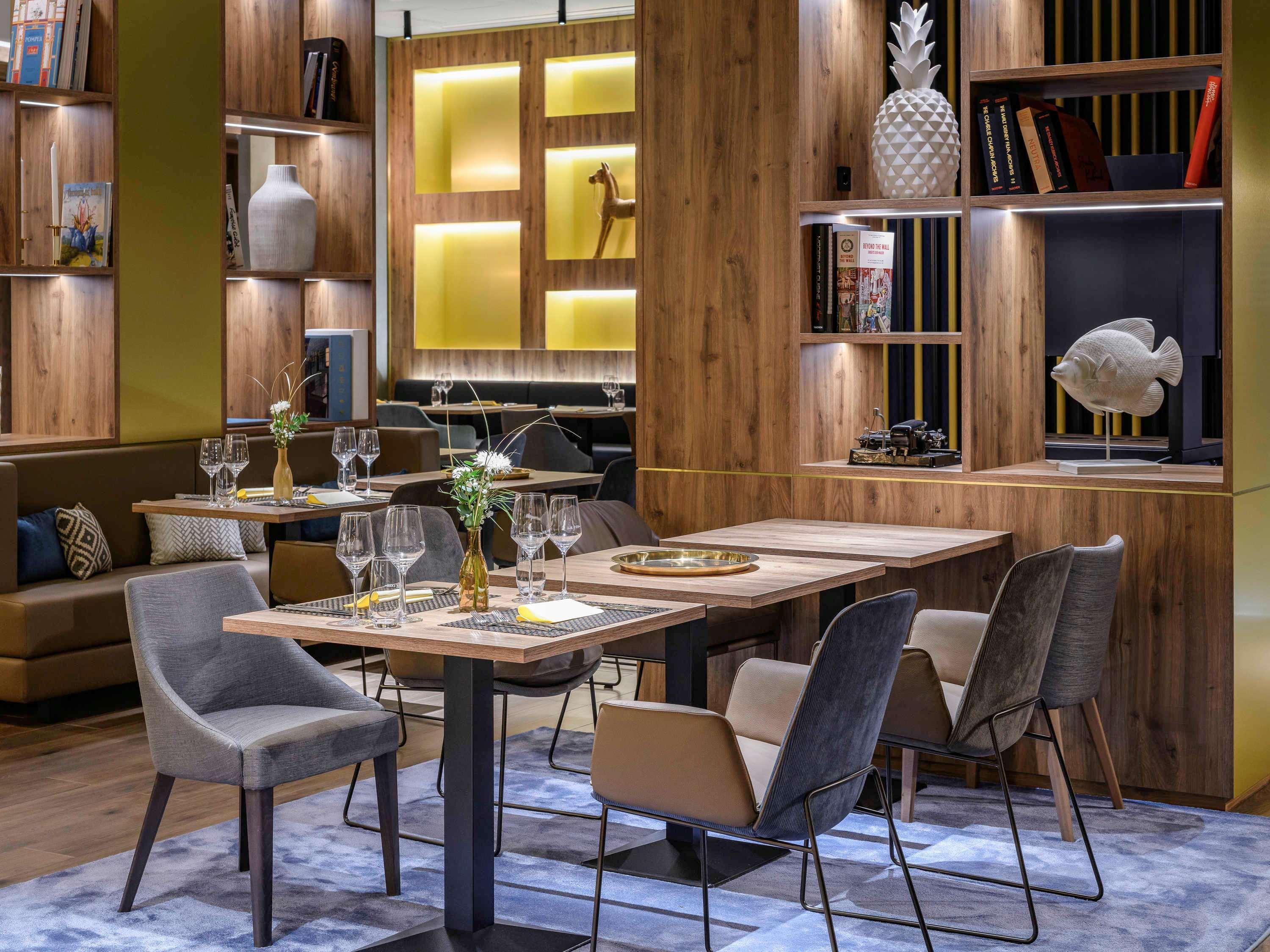 Novotel Regensburg Zentrum Экстерьер фото