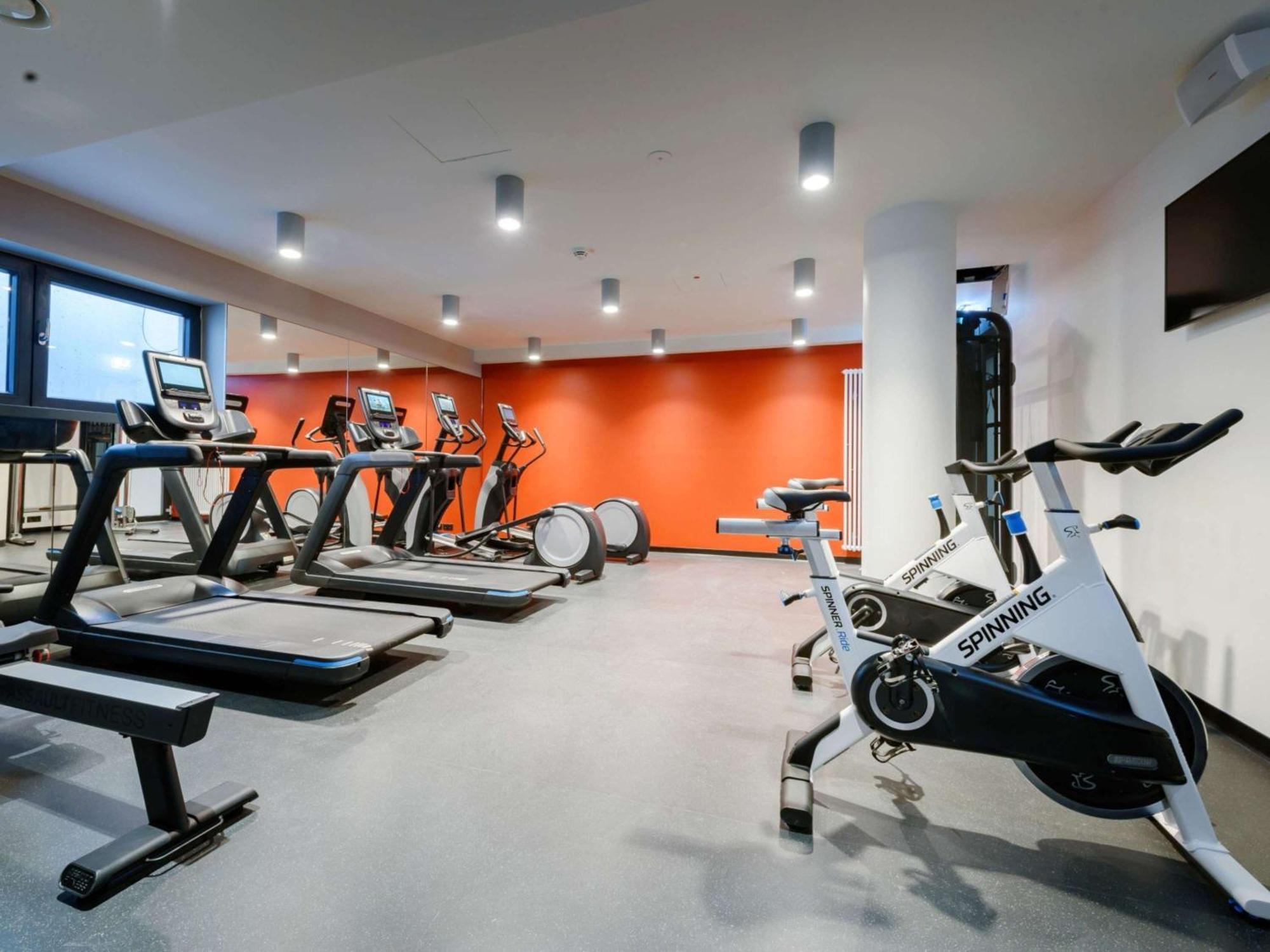 Novotel Regensburg Zentrum Экстерьер фото