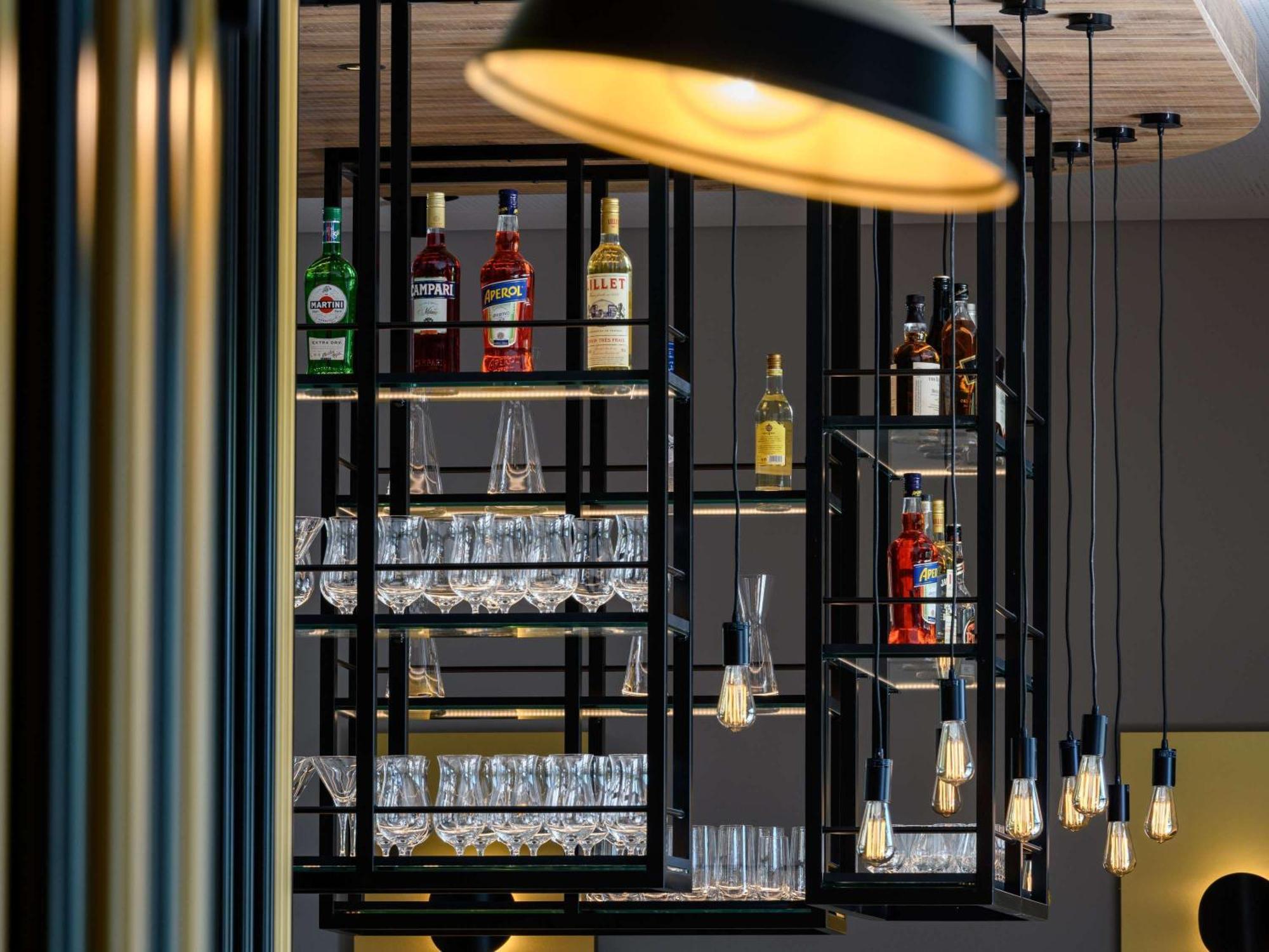 Novotel Regensburg Zentrum Экстерьер фото