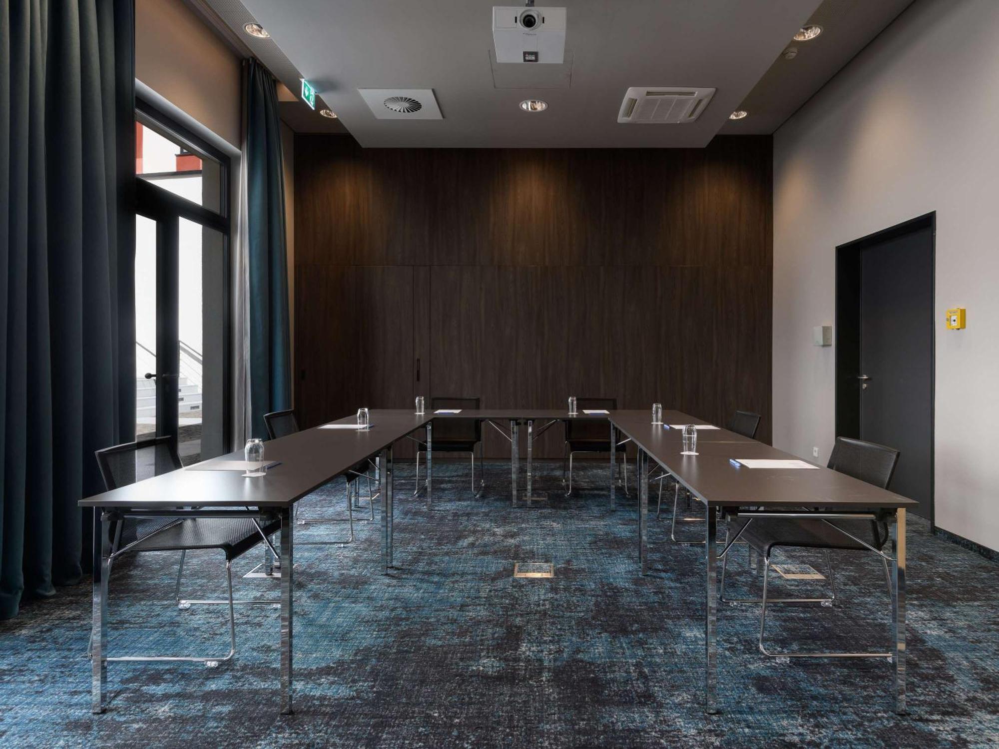 Novotel Regensburg Zentrum Экстерьер фото
