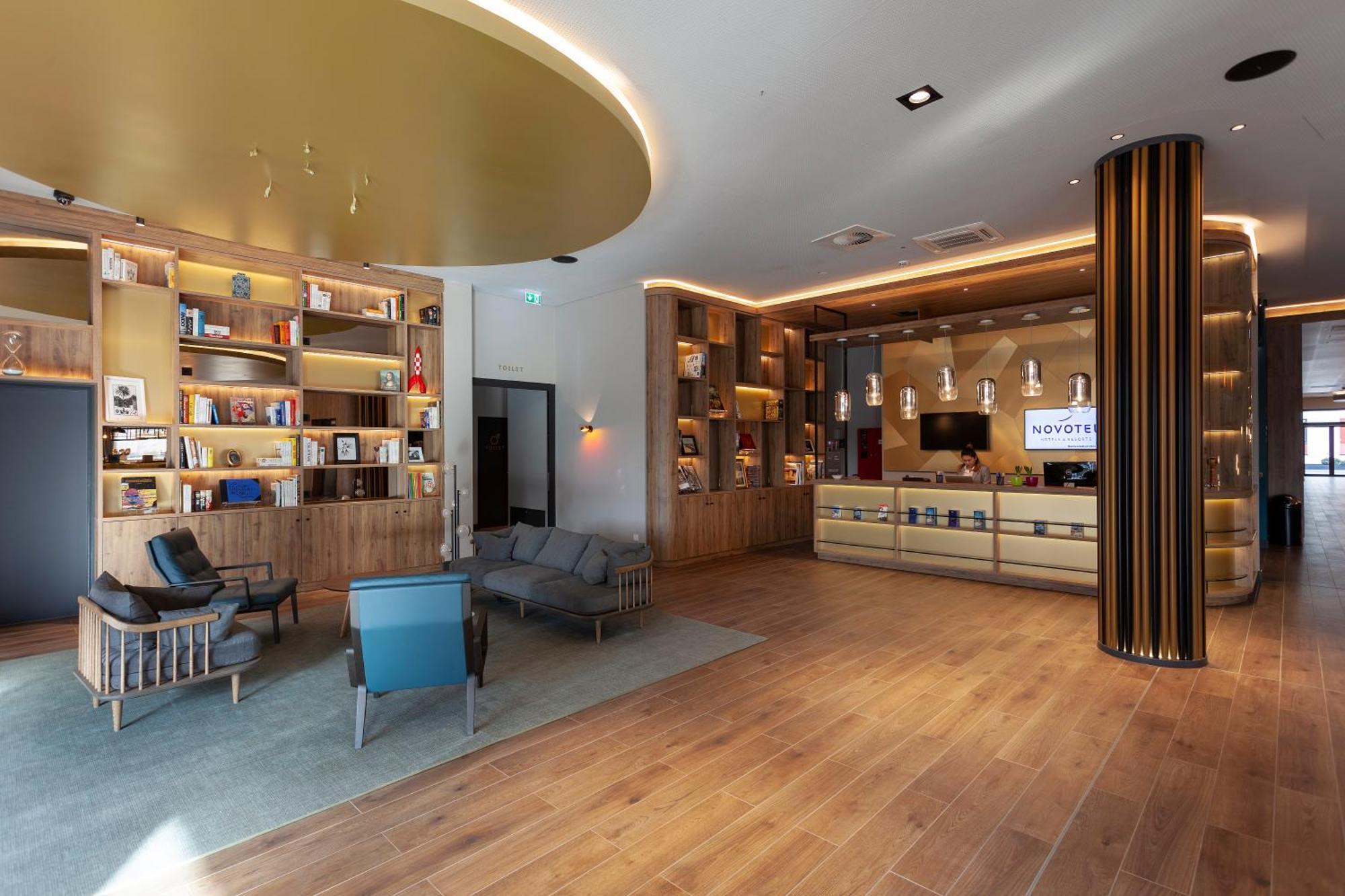 Novotel Regensburg Zentrum Экстерьер фото