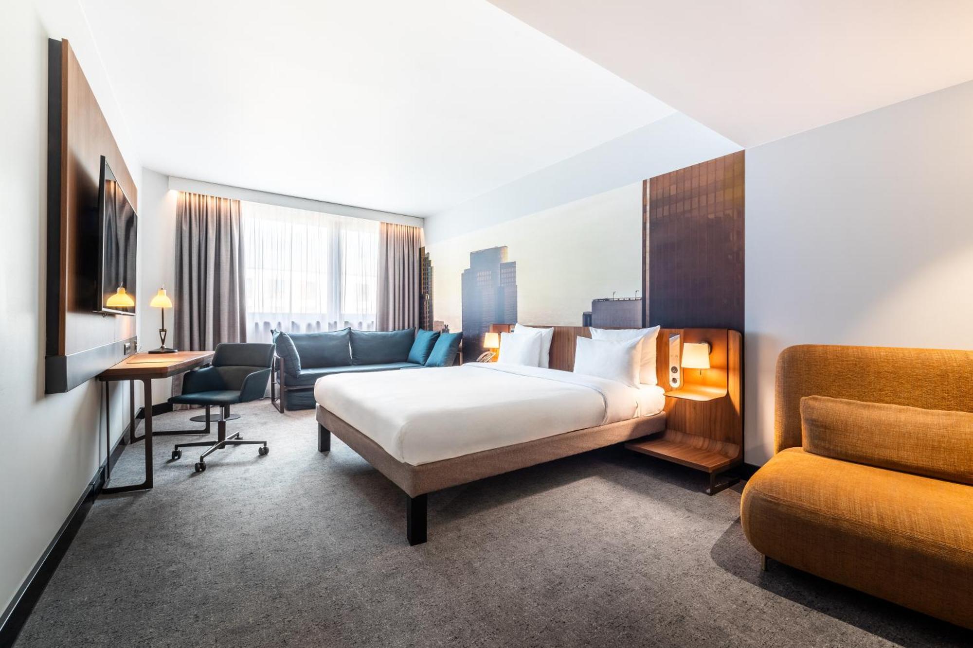 Novotel Regensburg Zentrum Экстерьер фото